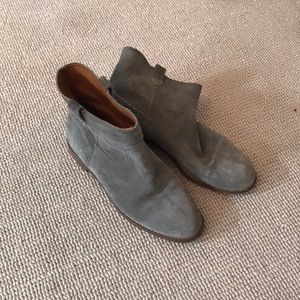 SALE 💕Madewell Grey Suede Ankle Boots